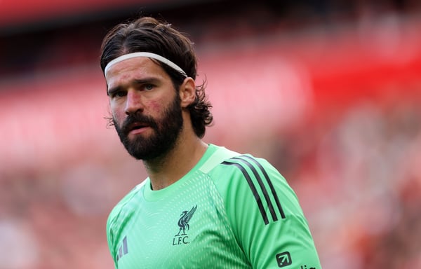 世界杯FIFA体育新闻：阿利松是利物浦现役最佳门将。/ Carl Recine/Getty Images