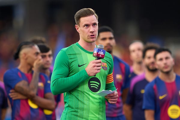 世界杯FIFA体育新闻：马克-安德烈·特尔施特根将卸任队长袖标。/ Alex Caparros/Getty Images