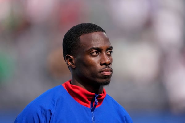 世界杯FIFA体育新闻：蒂姆·维阿表示，由于高昂的票价，本届世界杯更像是一场“表演”。/ Robin Alam/ISI Photos/Getty Images