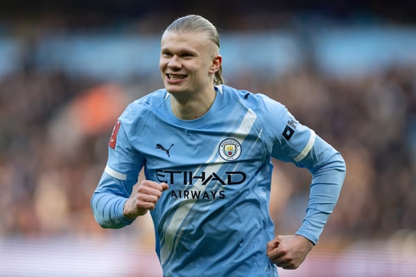 世界杯FIFA体育新闻：埃尔林·哈兰德是皇家马德里的梦想目标。/ Joe Prior/Visionhaus/Getty Images