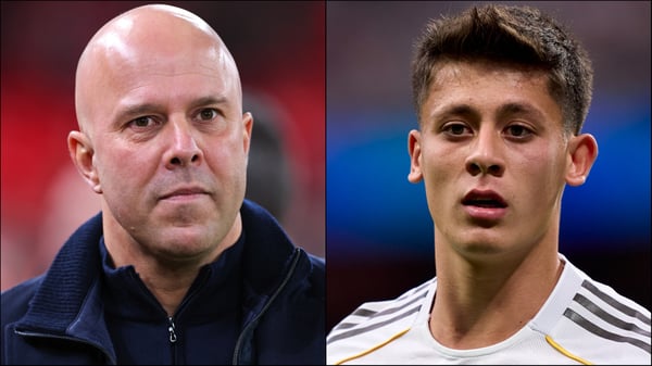 世界杯FIFA体育新闻：阿尔达·古勒（Arda Güler）（右）成为八卦新闻的头条新闻。 /罗比·杰伊·巴拉特/AMA/Mateo Villalba/Getty Images