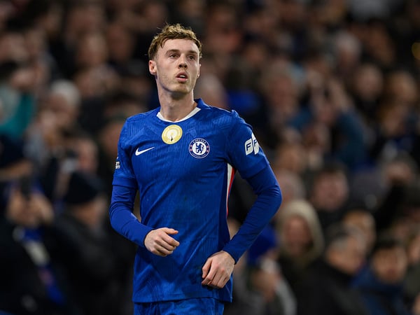 世界杯FIFA体育新闻：科尔·帕尔默首发出战了对阵布伦特福德的比赛，但缺席了对阵帕福斯的比赛。/ David Horton/CameraSport/Getty Images