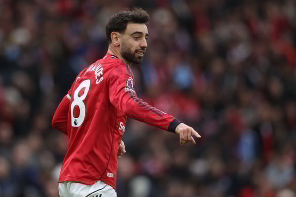 世界杯FIFA体育新闻：曼联的希望寄托在布鲁诺·费尔南德斯身上。 /尼尔·辛普森/Sportsphoto/Allstar/Getty Images