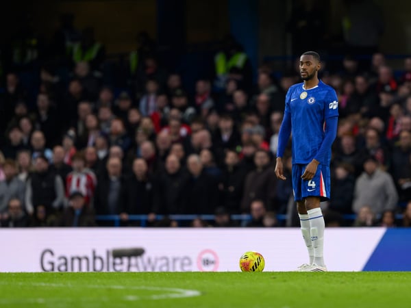 世界杯FIFA体育新闻：托辛·阿达拉比奥约因伤缺阵。/ David Horton/CameraSport/Getty Images