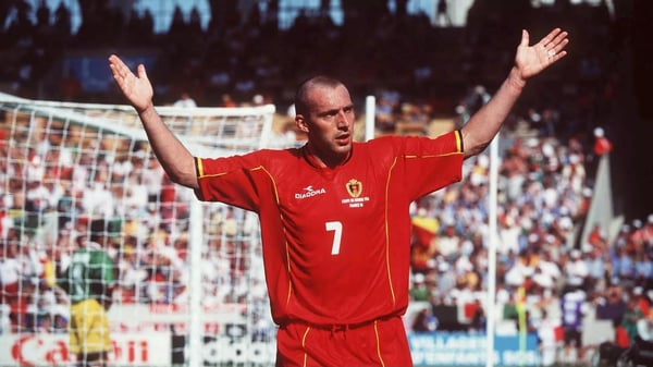 世界杯FIFA体育新闻：1998_E_Wilmots_2-0_BEL_MEX