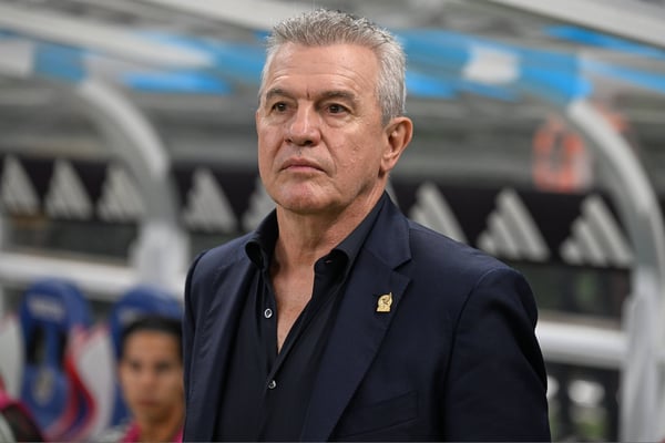 世界杯FIFA体育新闻：哈维尔·阿吉雷一直与墨西哥国家队受伤的球员保持联系。/ IMAGO/Agencia-MexSport