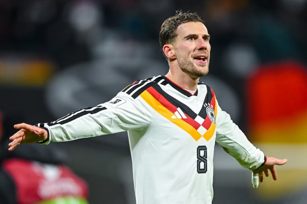 世界杯FIFA体育新闻:莱昂·戈雷茨卡将代表德国参加今夏的世界杯。/ Harry Langer/DeFodi Images/Getty Images