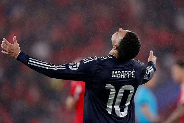 世界杯FIFA体育新闻:基利安·姆巴佩对此没有给出解释。/ Eric Verhoeven/Soccrates/Getty Images