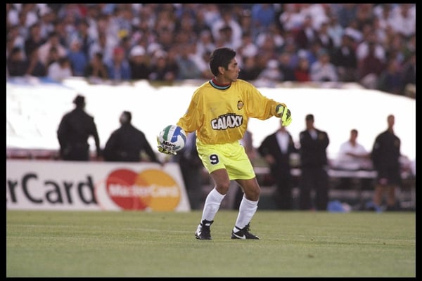 世界杯FIFA体育新闻:豪尔赫·坎波斯效力于洛杉矶银河队