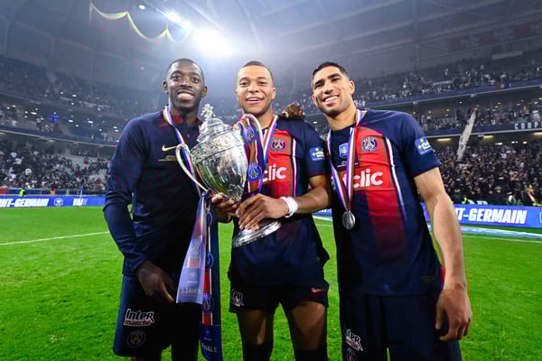 世界杯FIFA体育新闻：巴黎圣日耳曼曾五次夺得联赛冠军，四次捧杯。/ IMAGO/PansnewZ 全景图