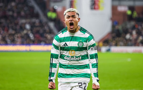 世界杯FIFA体育新闻：朱利安·阿劳霍在苏格兰过着惬意的生活。/ Craig Williamson/SNS GroupGetty Images