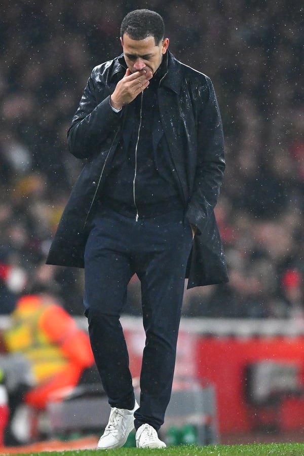 世界杯FIFA体育新闻：对于切尔西来说是个坏消息。 /文斯·米尼奥特/MB Media/Getty Images