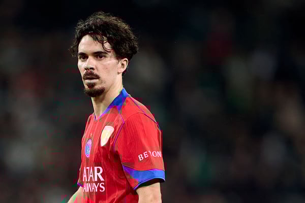 世界杯FIFA体育新闻：维蒂尼亚是为皇家马德里打造的。 /何塞·曼努埃尔·阿尔瓦雷斯·雷伊/盖蒂图片社