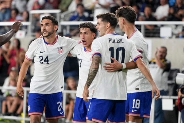 世界杯FIFA体育新闻：美国男足对2026年寄予厚望，对2030年更是寄予厚望。/ Robin Alam/ISI Photos/ISI Photos/Getty Images