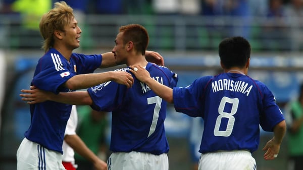 世界杯FIFA体育新闻：2002_H_Nakata_0-2_TUN_JPN