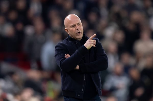 世界杯FIFA体育新闻：阿恩·斯洛特今年状态下滑。/ Gaspafotos/MB Media/Getty Images