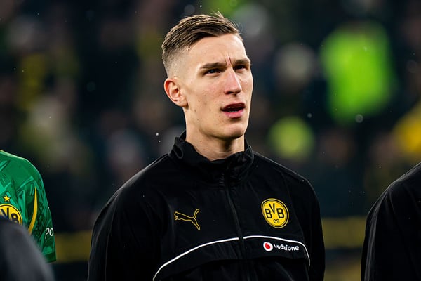 世界杯FIFA体育新闻：皇家马德里正在密切关注尼科·施洛特贝克。/ Gabriel Calvino Alonso/BSR Agency/Getty Images