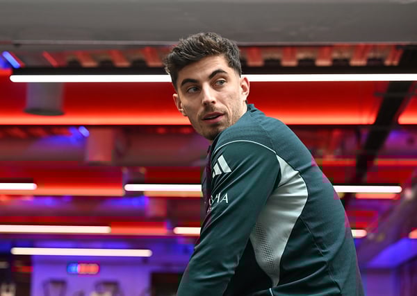 世界杯FIFA体育新闻：哈弗茨肌肉拉伤。/ Stuart MacFarlane/阿森纳足球俱乐部/Getty Images