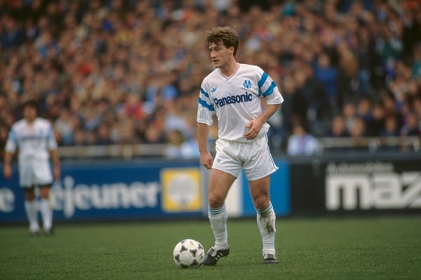 世界杯FIFA体育新闻：迪迪埃·德尚在成为一位伟大的教练之前，就已经是一位伟大的球员了。/ Getty/Marc Francotte/TempSport/Corbis