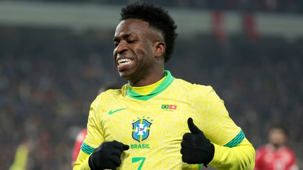 世界杯FIFA体育新闻：维尼修斯·儒尼奥尔将第二次参加世界杯。/ Jean Catuffe/Getty Images