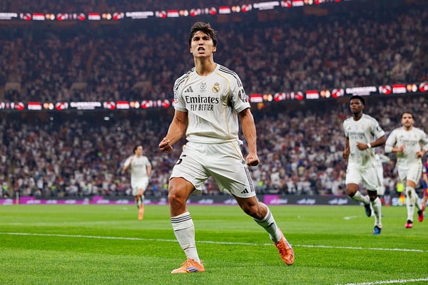 世界杯FIFA体育新闻:冈萨洛·加西亚很可能顶替基利安·姆巴佩出战本菲卡。/ Maciej Rogowski/Eurasia Sport Images/Getty Images