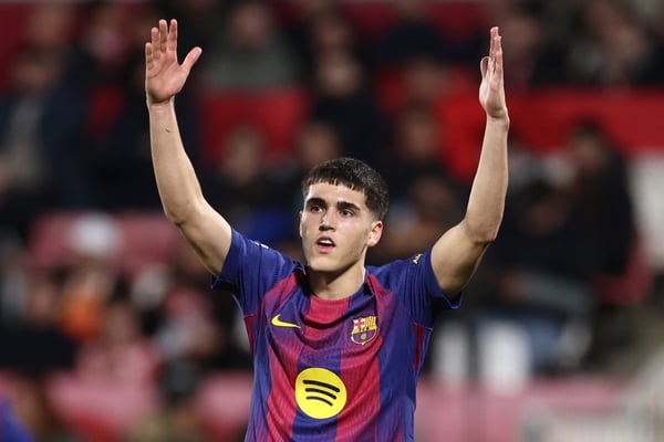 世界杯FIFA体育新闻：保罗·库巴尔西是巴塞罗那一线队的绝对主力。/ Josep Lago/AFP/Getty Images