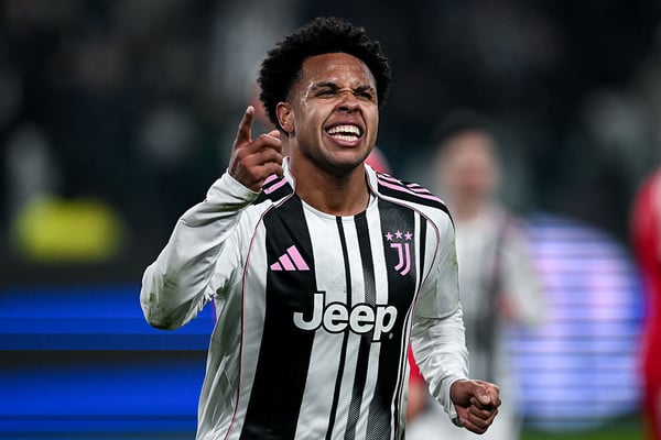 世界杯FIFA体育新闻:韦斯顿·麦肯尼与尤文图斯的合同将于本赛季末到期。/ 图片来源:Image Photo Agency/Getty Images