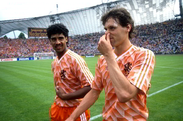 世界杯FIFA体育新闻:两位足坛传奇人物。/ Getty/Mark Leech