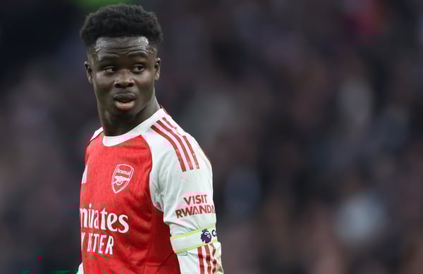 世界杯FIFA体育新闻:布卡约·萨卡因轻伤出战成疑。/ Rob Newell/CameraSport/Getty Images