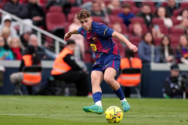 世界杯FIFA体育新闻:费尔明·洛佩斯在对阵比利亚雷亚尔的比赛中表现出色。/ David Ramirez/Soccrates/Getty Images