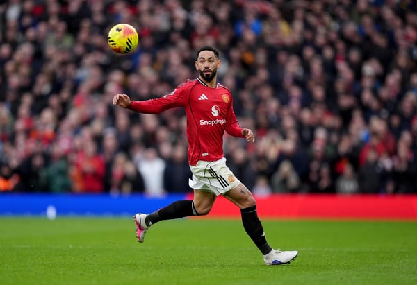 世界杯FIFA体育新闻:马修斯·库尼亚为曼联效力