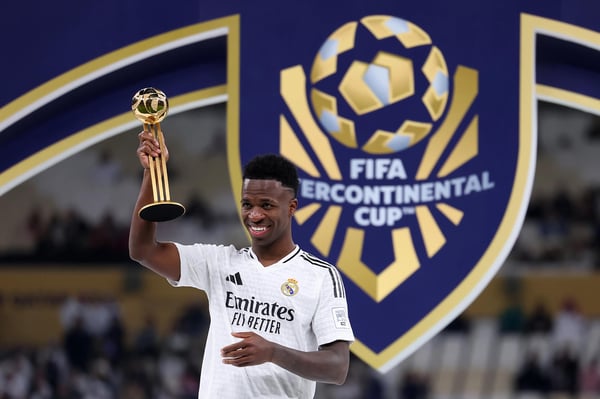 世界杯FIFA体育新闻：皇家马德里 v CF 帕丘卡 - FIFA 洲际杯