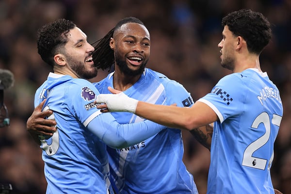 世界杯FIFA体育新闻：雷扬·切尔基（左）和安托万·塞梅尼奥联手打入了本场比赛的首粒进球。/ Simon Stacpoole/Offside/Offside/Getty Images