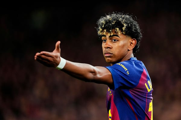 世界杯FIFA体育新闻：巴塞罗那周中在杯赛中被淘汰出局。/ Jose Breton/Pics Action/NurPhoto/Getty Images