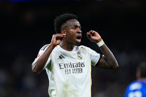 世界杯FIFA体育新闻：维尼修斯·儒尼奥尔是本赛季为数不多保持健康的白衣球员之一。/ Dennis Agyeman/Europa Press/Getty Images