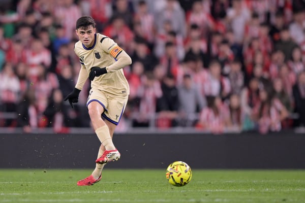 世界杯FIFA体育新闻：佩德里的加入彻底改变了比赛格局。/ Cesar Ortiz/Soccrates/Getty Images