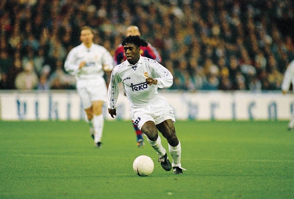 世界杯FIFA体育新闻：一套略显奇特的装备，但却是经典之作。/ IMAGO/ANP