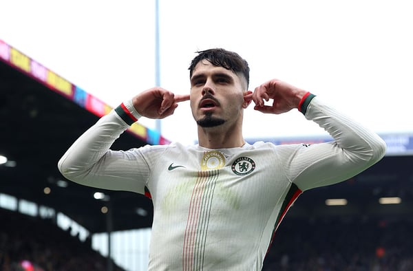 世界杯FIFA体育新闻:佩德罗·内托一直是切尔西队的常规主力。/ Nathan Stirk/Getty Images