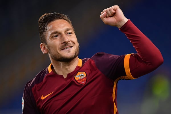 世界杯FIFA体育新闻：罗马将永远与伟大的弗朗切斯科·托蒂联系在一起。/ IMAGO/Gribaudi