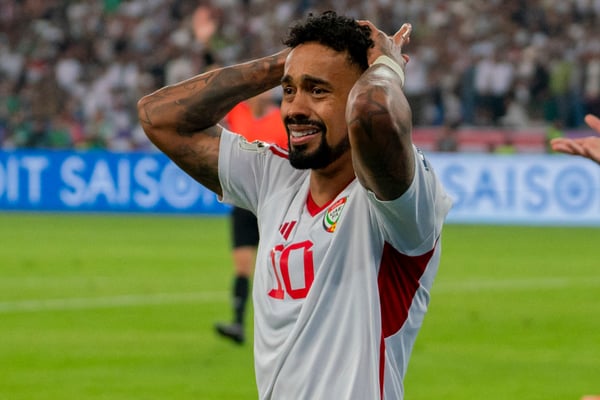 世界杯FIFA体育新闻：阿联酋或将获得一线生机。/ TIBA SADEG/中东图片社/法新社/盖蒂图片社