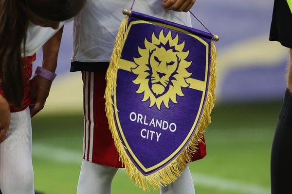 世界杯FIFA体育新闻:奥兰多城拥有安托万·格里兹曼的转会权。/ Robbie Jay Barratt/AMA/Getty Images