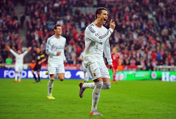 世界杯FIFA体育新闻:克里斯蒂亚诺·罗纳尔多保持着皇家马德里队在欧冠联赛中上演帽子戏法次数最多的纪录。/ Stuart Franklin/UEFA/Getty Images