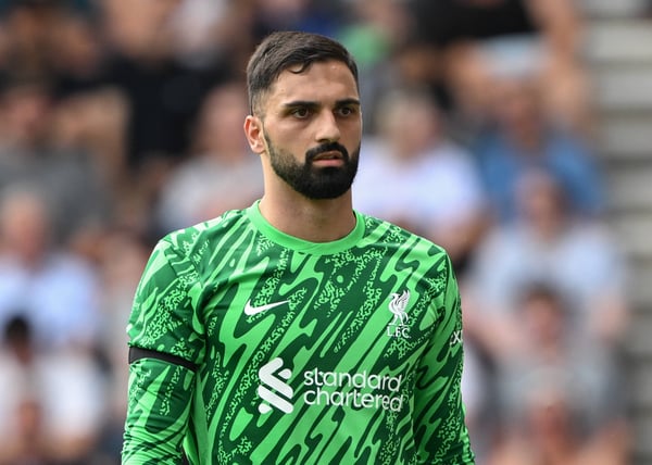 世界杯FIFA体育新闻:乔治·马马尔达什维利错失了良机。/ IMAGO/Sportimage