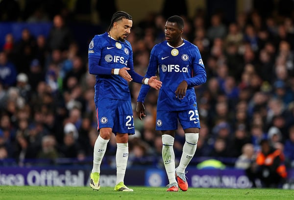 世界杯FIFA体育新闻:切尔西的防守存在问题需要解决。/ 克里斯·李/切尔西足球俱乐部/切尔西足球俱乐部/盖蒂图片社。