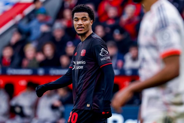 世界杯FIFA体育新闻：马利克·蒂尔曼是美国球员中最全能的球员之一。/ Marcel ter Bals/DeFodi Images/DeFodi/Getty Images