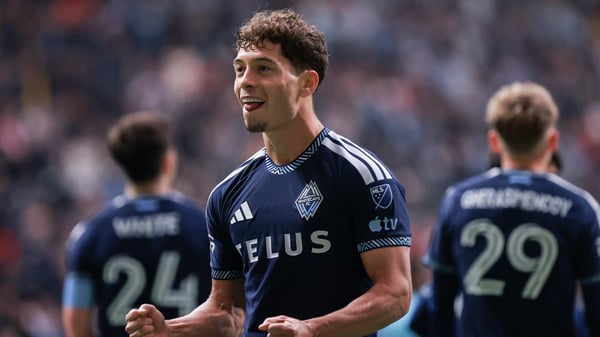 世界杯FIFA体育新闻：周日，塞巴斯蒂安·贝尔哈特为温哥华队贡献了三次进球。/ Elizabeth Ruiz Ruiz/Getty Images