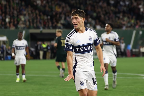 世界杯FIFA体育新闻：塞巴斯蒂安·贝尔哈特在秋季代表美国国家队出战时表现出色。/ Al Sermeno/ISI Photos/Getty Images