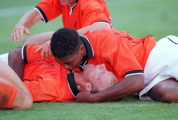 世界杯FIFA体育新闻：Onderwerp/主题：荷兰 - 阿根廷 (2-1) 1998 年世界杯 Seizoen/季节：1997/1998 1998/1999 摄影/图片：Holland s Pa