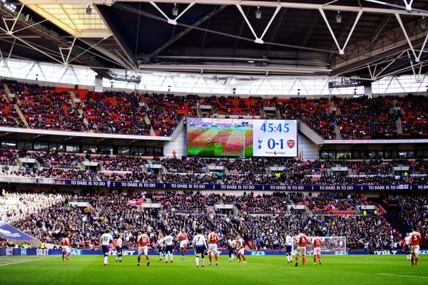 世界杯FIFA体育新闻：热刺在温布利球场踢了将近两个赛季。/ Chris Brunskill/Fantasista/Getty Images