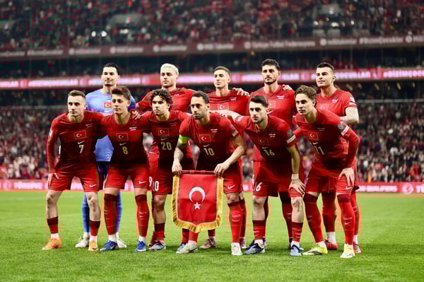 世界杯FIFA体育新闻:土耳其对阵罗马尼亚的阵容,2026年世界杯欧洲杯附加赛